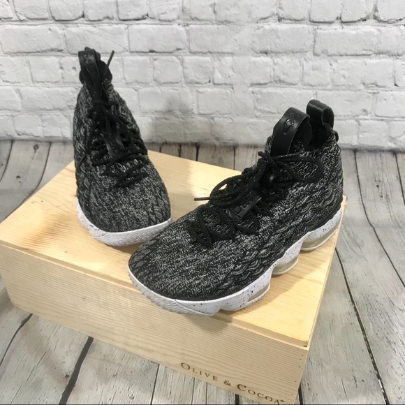 lebron 15 size 15